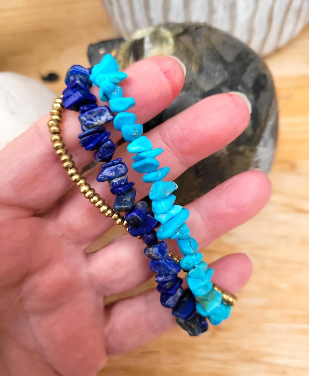 Een romantische, beschermende, 3 rangs, unisex, lapis lazuli, turkoois armband – photo 5